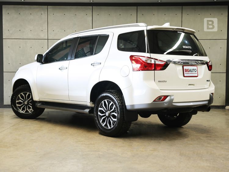Isuzu MU-X 2017 1.9 DVD Utility-car ดีเซล ไม่ติดแก๊ส เกียร์อัตโนมัติ ขาว รูปที่ 3