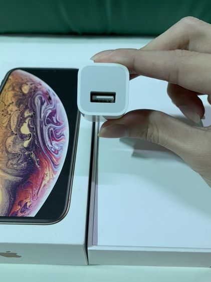 กล่องเปล่า iphone xs พร้อมคู่มือครบ มีสติกเกอร์แอปเปิล แถมหัวชาร์จของแท้จากกล่อง ขนาด 5v 1A รูปที่ 4