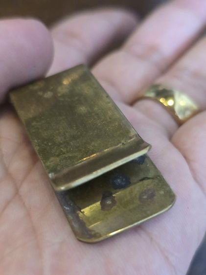ที่หนีบเงิน (Money Clip) ทำจากทองเหลือง ออกแบบเป็นรูปสัญลักษณ์เงินดอลลาร์ รูปที่ 9