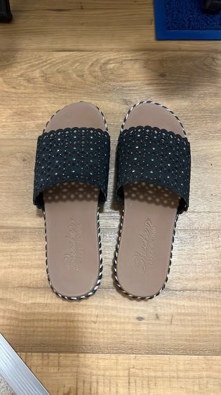 รองเท้าส้นแบน UK 6.5 | EU 40 | US 8 รองเท้าแตะผู้หญิง Skechers SEPULVEDA DAHLIA