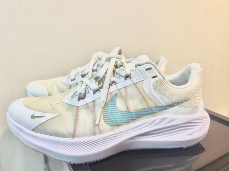 รองเท้าวิ่ง Nike รุ่น Zoom Winflo 8 สี