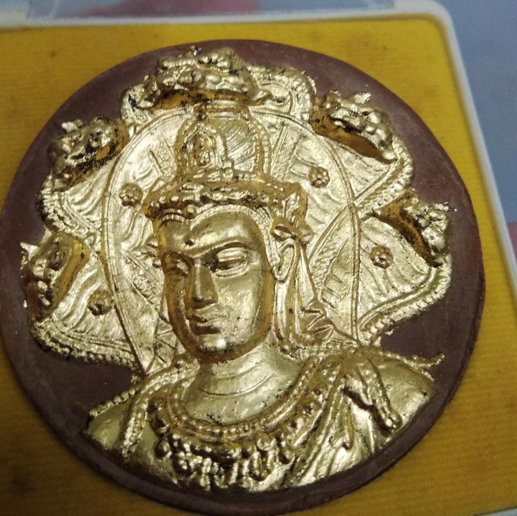 75415-พระเทวราชโพธิสัตว์ จตุคามรามเทพ รุ่นราชันย์ดำ เทาวภิเษก ณ ศาลหลักเมืองนครศรีธรรมราช เนื้อผงผสมดินลงสี ปี 2550 ขนาด 5.5 ซม รูปที่ 18