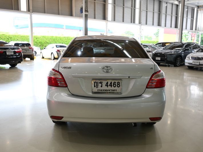 Toyota Vios 2011 1.5 E Sedan เบนซิน ไม่ติดแก๊ส เกียร์อัตโนมัติ บรอนซ์เงิน รูปที่ 4