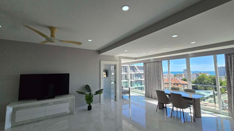 ทรอปิคานา คอนโด  Tropicana Condo