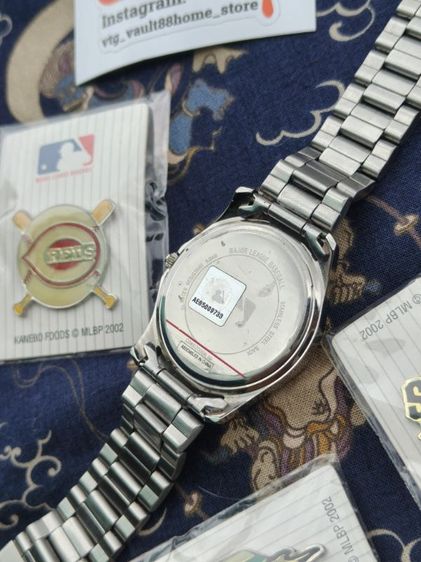 ⌚⚾Vintage 2006 MLB LA Dodgers Watch by Citizen CBM + 10pcs MLB Pins Set  นาฬิกาพร้อมเข็มกลัด 10 ชิ้น MLB แท้ รูปที่ 7