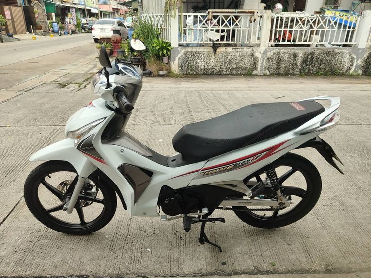 🛵ยังไงก็ขาย WAVE125 i ปี 56 เครื่องดี สีสวย สตาร์ทมือ รถบ้านเดิมๆ เล่มชุดโอนครบ+เปลี่ยนถ่ายน้ำมันเครื่องฟรี ส่งฟรี30 ก.ม รูปที่ 2