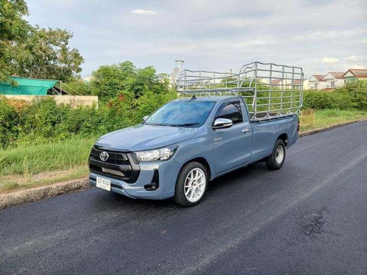 รถ Toyota Hilux Revo 2.8 J Plus สี เทา