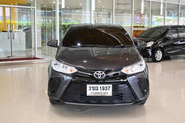 Toyota Yaris 2022 1.2 Entry Sedan เบนซิน ไม่ติดแก๊ส เกียร์อัตโนมัติ เทา รูปที่ 2