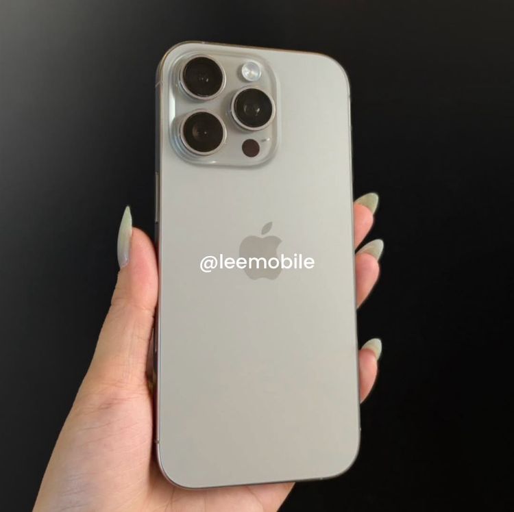 อื่นๆ 128 GB IPhone 16 pro 