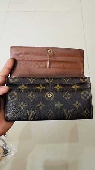 กระเป๋าสตางค์ LOUIS VUITTON Sarah Monogram Brown รูปที่ 3
