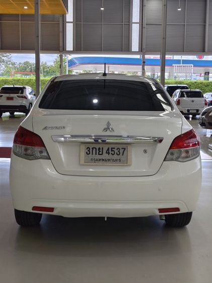 Mitsubishi Attrage 2014 1.2 GLX Sedan เบนซิน ไม่ติดแก๊ส เกียร์อัตโนมัติ ขาว รูปที่ 4