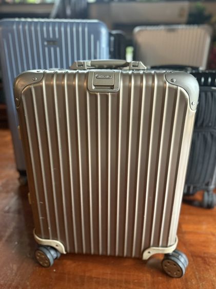 โล้ะขาย rimowa 8 ใบ มีทุกราคา ทุกสภาพ ทุกราคา พร้อมส่ง นัดรับได้ กทม. รูปที่ 6