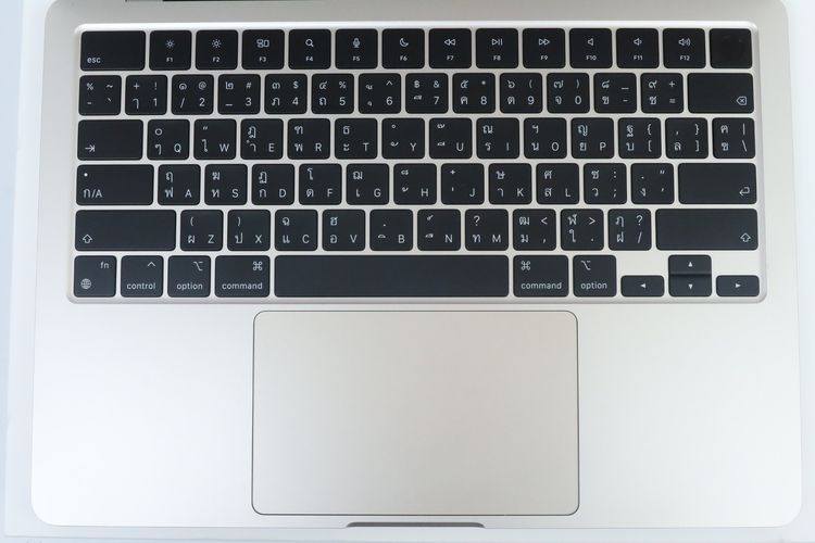 MacBook Air M2 13" 16.256GB  รูปที่ 3