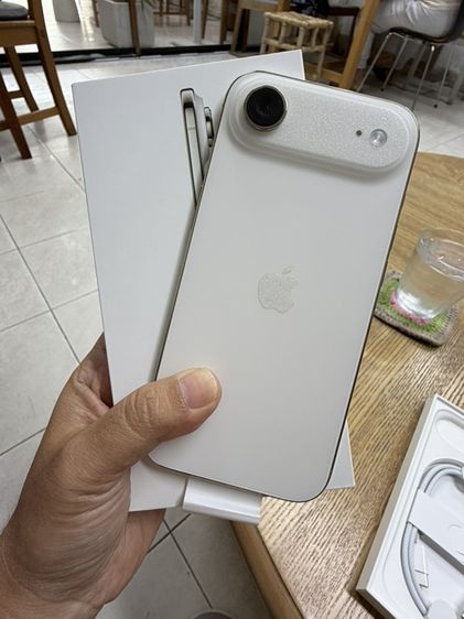 17 iPhone Air 256 gb light gold ครบกล่อง