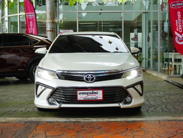 Toyota Camry 2015 2.0 G Extremo Sedan เบนซิน ไม่ติดแก๊ส เกียร์อัตโนมัติ ขาว รูปที่ 2