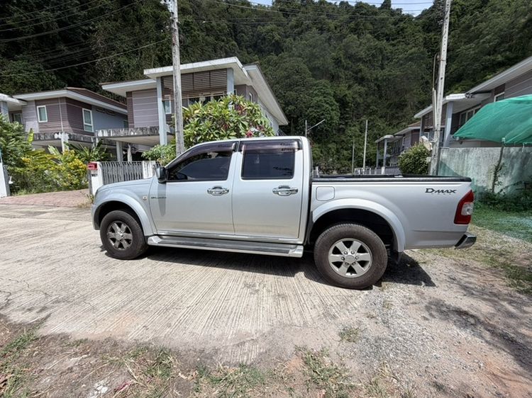 Isuzu D-MAX 2002 3.0 Hi-Lander Pickup ดีเซล ไม่ติดแก๊ส เกียร์ธรรมดา บรอนซ์เงิน รูปที่ 4