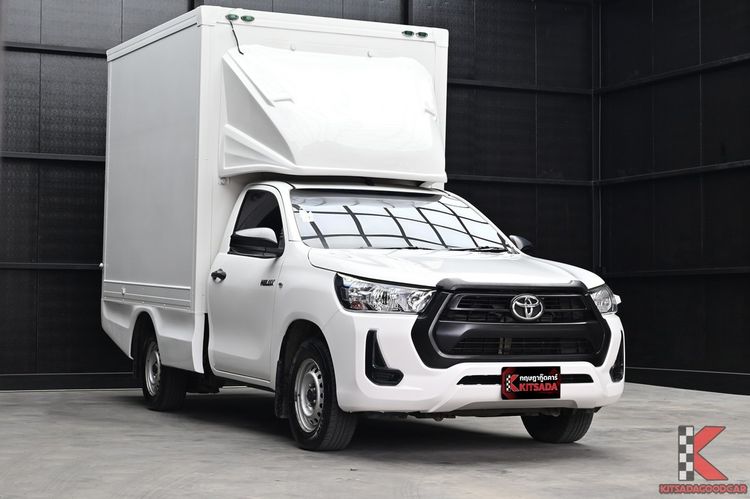 รถ Toyota Hilux Revo 2.4 Entry สี ขาว
