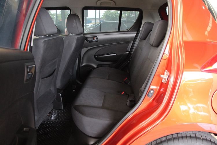 Suzuki Swift 2013 1.2 GLX Sedan เบนซิน ไม่ติดแก๊ส เกียร์อัตโนมัติ ส้ม รูปที่ 3