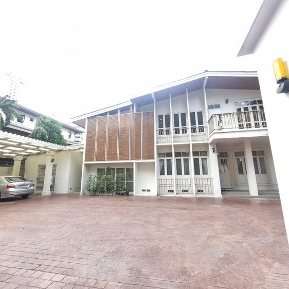 มีบางส่วน ไม่ใช่ 🏡🏠📍House ready to move in immediately🏠🏡 bts asoke sukhumvit12 very beautifully add line paolin1