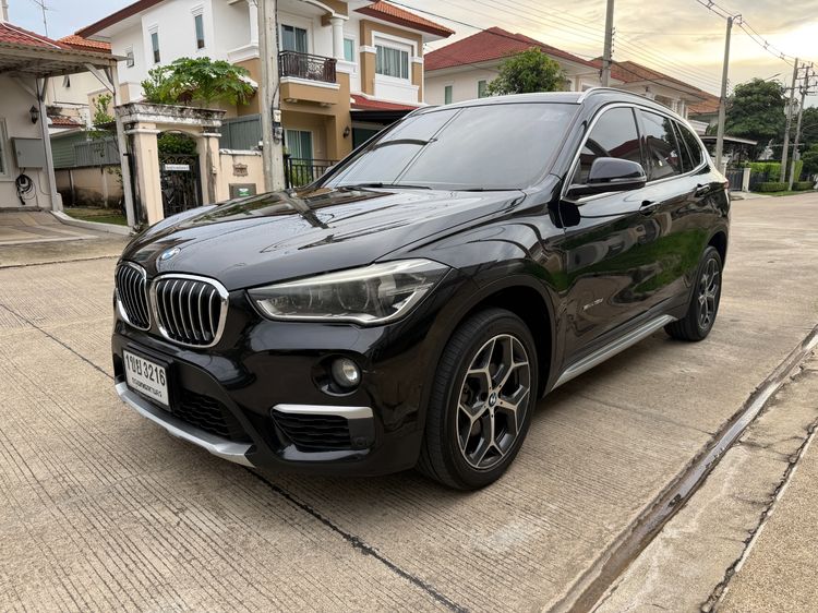 BMW X1 2017 2.0 sDrive18d xLine Utility-car ดีเซล ไม่ติดแก๊ส เกียร์อัตโนมัติ ดำ รูปที่ 3