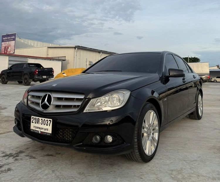 รถ Mercedes-Benz C-Class C200 CGI สี ดำ