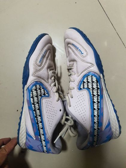 รองเท้าฟุตซอล ผู้ชาย ขาว รองเท้าฟุตชอล nike