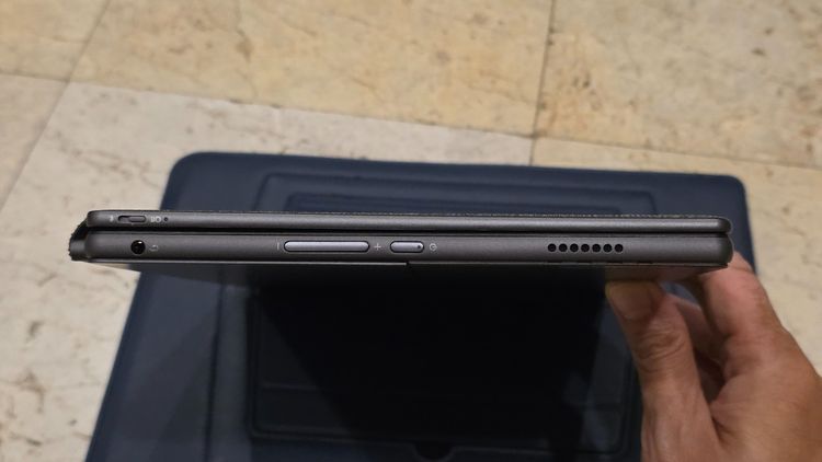 Lenovo IdeaPad Duet 5 12IRU8 รุ่น i7 รูปที่ 6