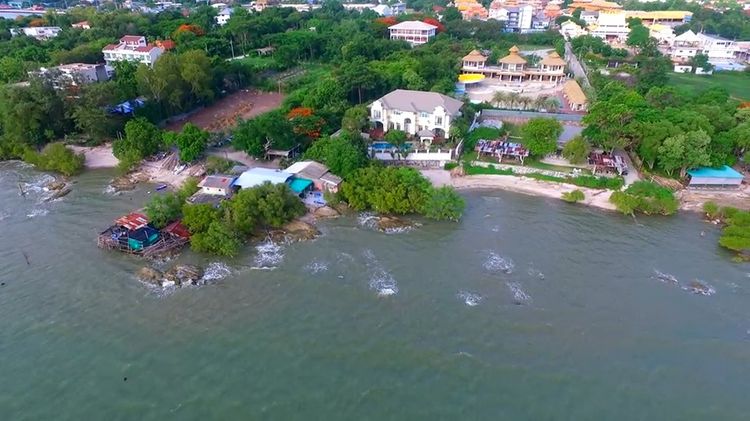 2017 ที่ดินติดทะเลพร้อมบ้านหรู ใจกลางเมืองชลบุรี
