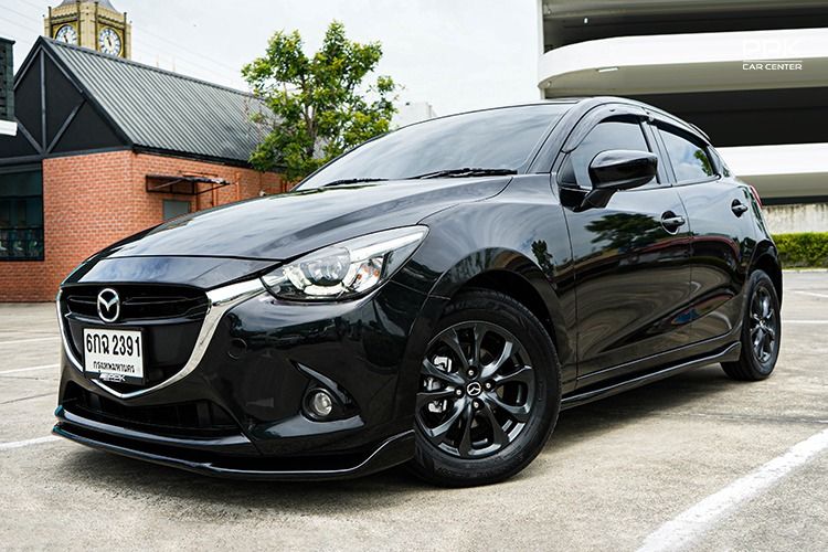 รถ Mazda Mazda 2 1.3 Sports High Connect สี ดำ