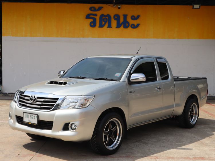 รถ Toyota Hilux Vigo Champ Smart Cab 2.5 E สี เทา