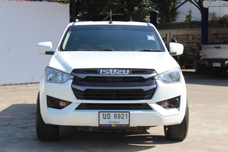 Isuzu D-MAX 2022 1.9 S Pickup ดีเซล เกียร์ธรรมดา ขาว รูปที่ 2