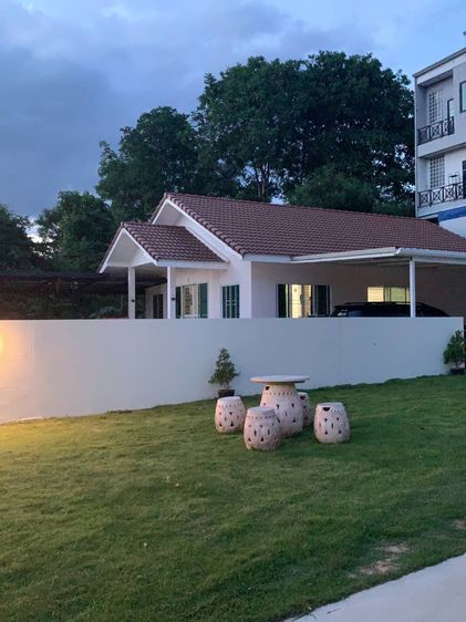 ที่ดินเปล่าห้าล้าน แต่ได้บ้านพร้อมกิจการรีสอร์ทในราคาเพียง 8.9 ล้านอ.เมืองโคราชห่างตลาดเซฟวันเพียง3กม. รูปที่ 2