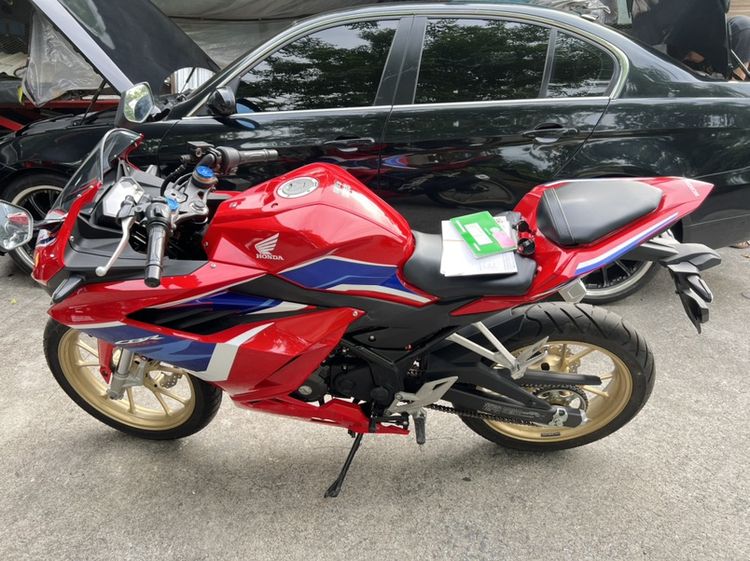 honda cbr150r รูปที่ 2