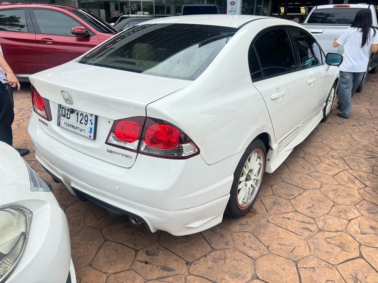 Honda Civic 2009 1.8 E i-VTEC Sedan เบนซิน ไม่ติดแก๊ส เกียร์อัตโนมัติ ขาว รูปที่ 3
