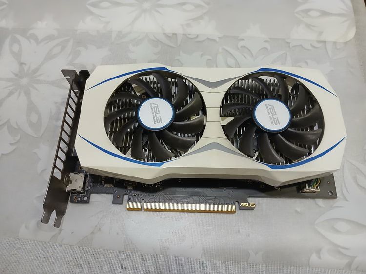 ขายการ์ดจอ ASUS GTX950 2G DDR5 128bits ใช้ไฟเลี้ยง 6 พิน ใช้งานได้ปกติ
