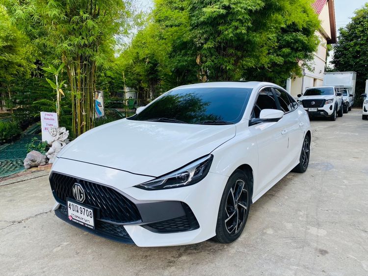 MG MG5 2024 1.5 X Sedan เบนซิน LPG เกียร์อัตโนมัติ ขาว รูปที่ 2