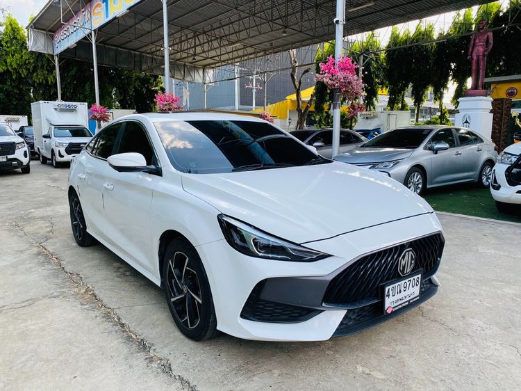 MG MG5 2024 1.5 X Sedan เบนซิน LPG เกียร์อัตโนมัติ ขาว รูปที่ 3