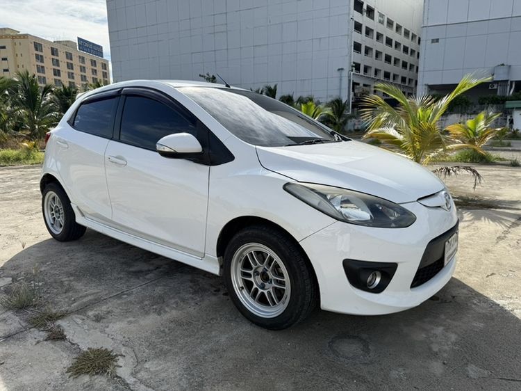 รถ Mazda Mazda 2 1.5 Spirit Sports สี ขาว