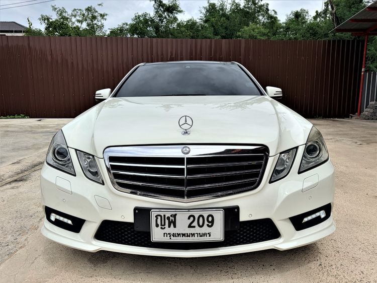 Mercedes-Benz E-Class 2011 E250 CGI AMG Sedan เบนซิน ไม่ติดแก๊ส เกียร์อัตโนมัติ ขาว รูปที่ 2