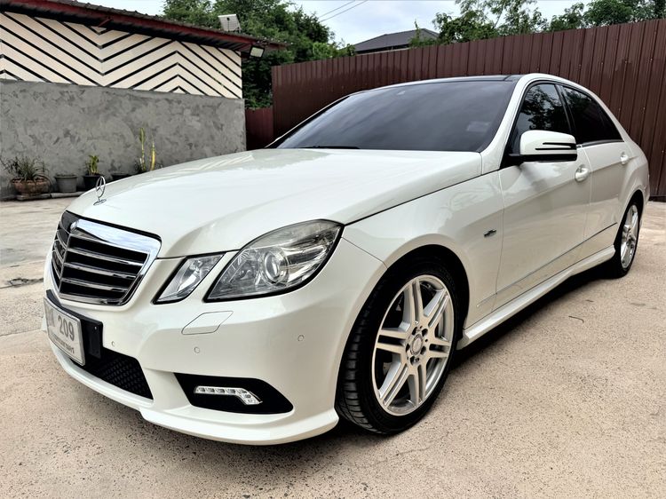 รถ Mercedes-Benz E-Class E250 CGI AMG สี ขาว