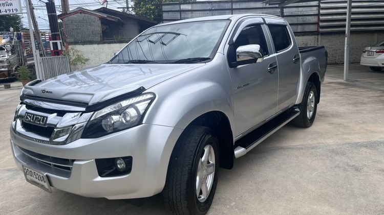 Isuzu D-MAX 2013 3.0 Hi-Lander Z Prestige Pickup ดีเซล ไม่ติดแก๊ส เกียร์ธรรมดา บรอนซ์เงิน รูปที่ 3