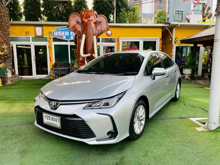 Toyota Altis 2020 1.6 G Sedan เบนซิน NGV เกียร์อัตโนมัติ บรอนซ์เงิน รูปที่ 3