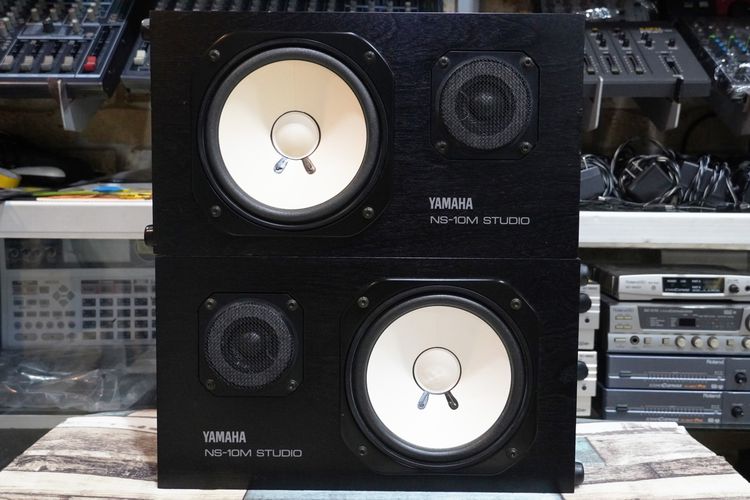YAMAHA NS-10M STUDIO (JAPAN)