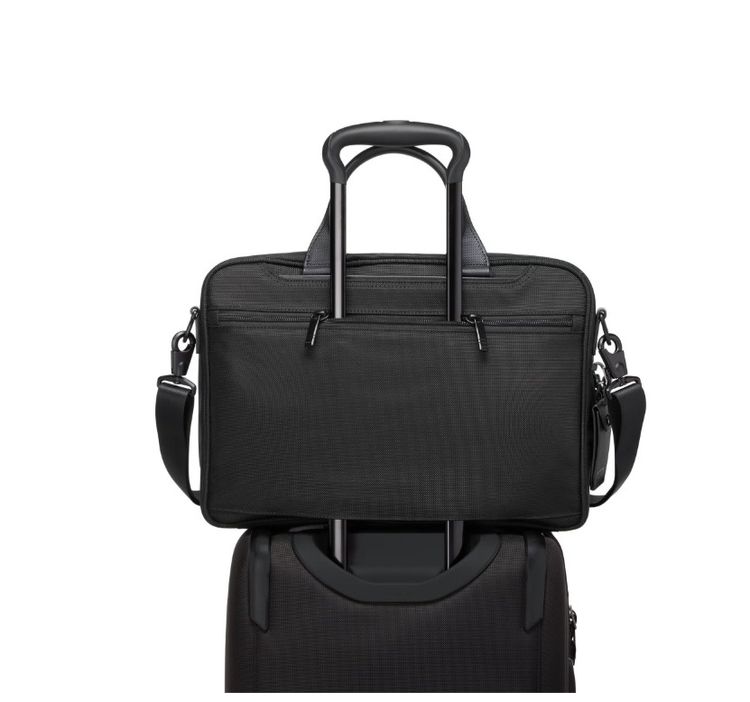 TUMI ALPHA Medium 15" Briefcase กระเป๋าเอกสารผู้บริหาร ของแท้ รูปที่ 5