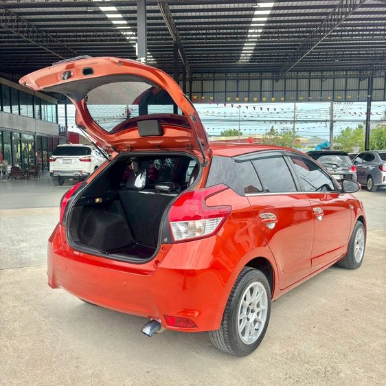 Toyota Yaris 2014 1.2 J Sedan เบนซิน ไม่ติดแก๊ส เกียร์อัตโนมัติ ส้ม รูปที่ 3
