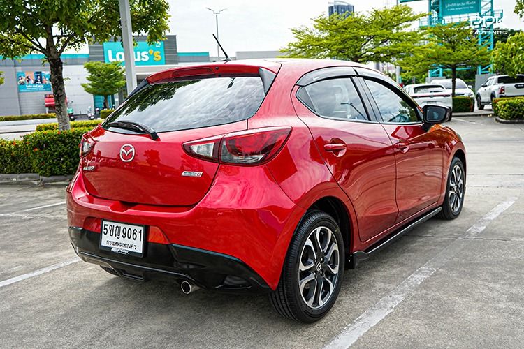 Mazda Mazda 2 2015 1.5 XD Sports High Sedan ดีเซล ไม่ติดแก๊ส เกียร์อัตโนมัติ แดง รูปที่ 4