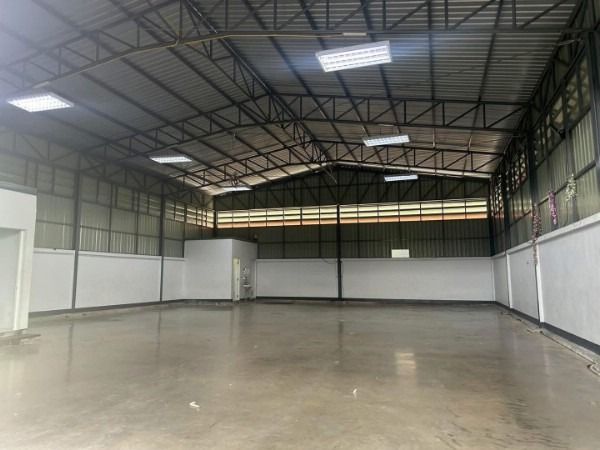 ให้เช่าโกดังโรงงานพร้อมออฟฟิศย่านสะแกงาม พื้นที่ใช้สอย 280 ตรม.บริเวณซอยสะแกงาม แขวงแสมดำ เขตบางขุนเทียน กรุงเทพฯ  รูปที่ 4