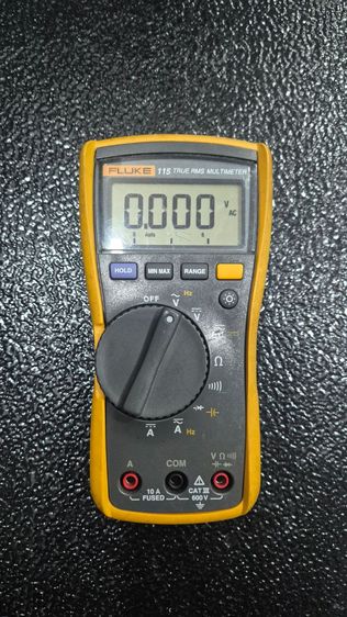 FLUKE 115 True RMS Mutimeter