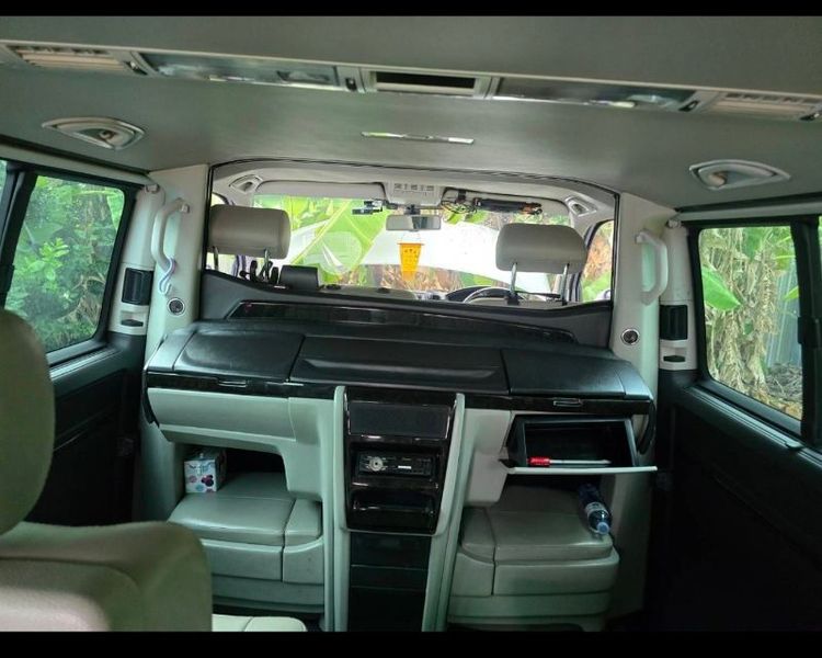 Volkswagen Caravelle 2010 2.0 TDi Van ดีเซล ไม่ติดแก๊ส เกียร์อัตโนมัติ เทา รูปที่ 2