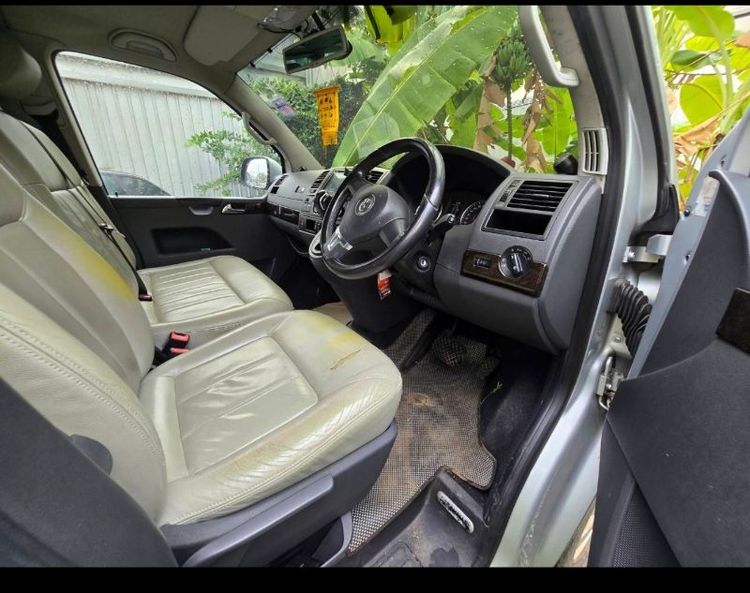 Volkswagen Caravelle 2010 2.0 TDi Van ดีเซล ไม่ติดแก๊ส เกียร์อัตโนมัติ เทา รูปที่ 4